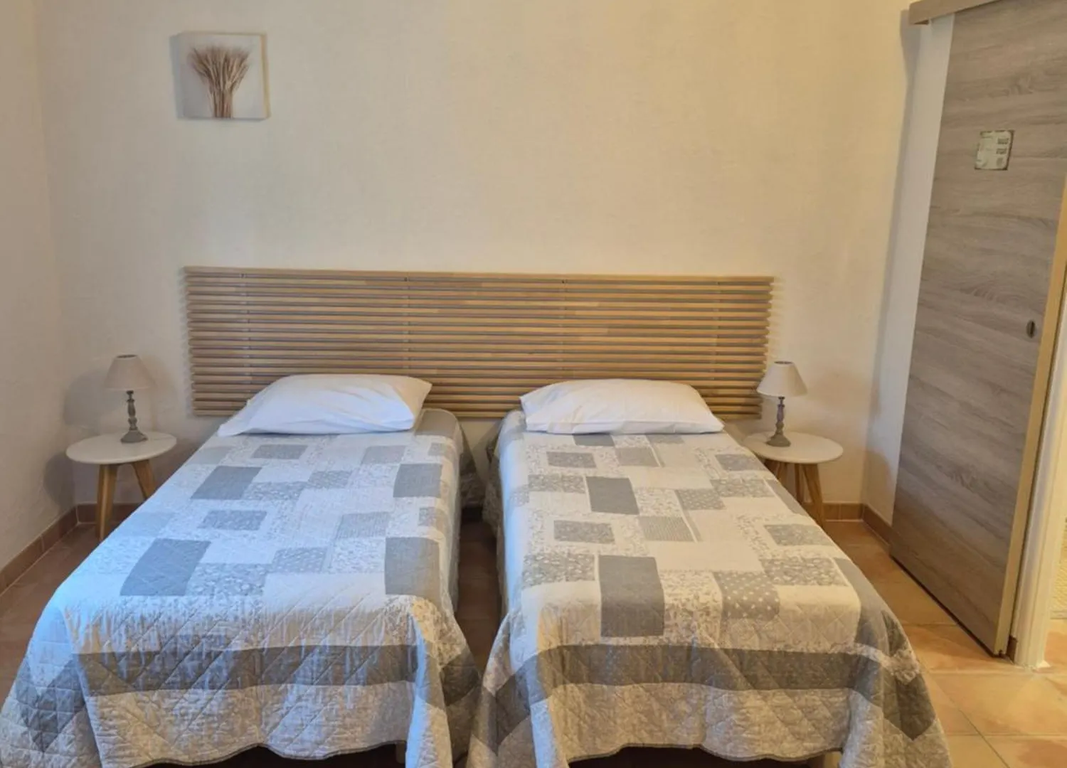 Mas Clement - Chambre et table d'hôtes LʼIsle-sur-la-Sorgue 0*,  France